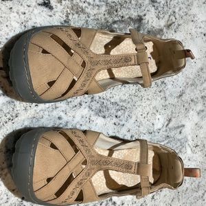 JBU By Jambu Cynthia Memory Foam 9M